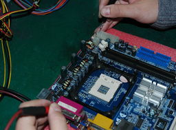 市桥电脑维修，为何选择广州欣诚科技服务公司？