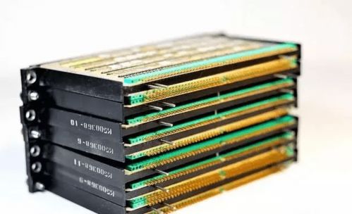 拆解1968年美国军用电脑 穿越时空的科技疑云